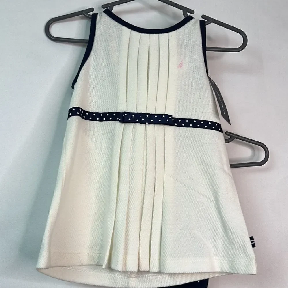 Nautica cream and Navy 2-piece set. Brand New!